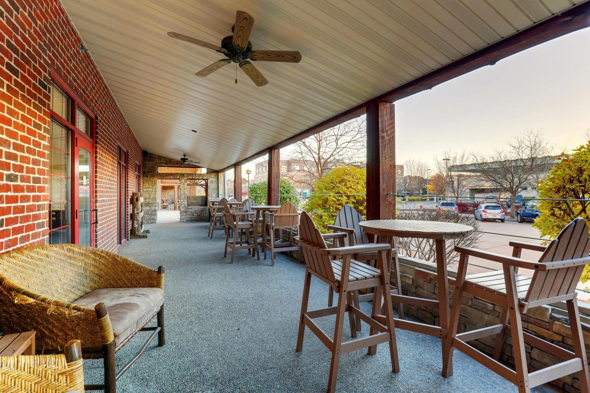 Stoney Creek Hotel Moline Exterior photo