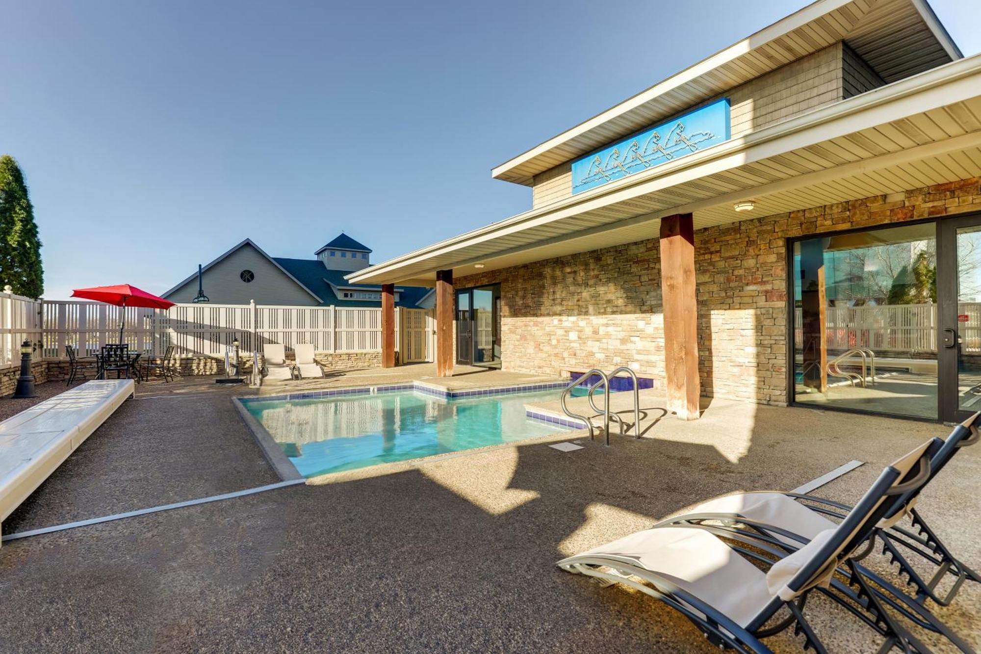 Stoney Creek Hotel Moline Exterior photo