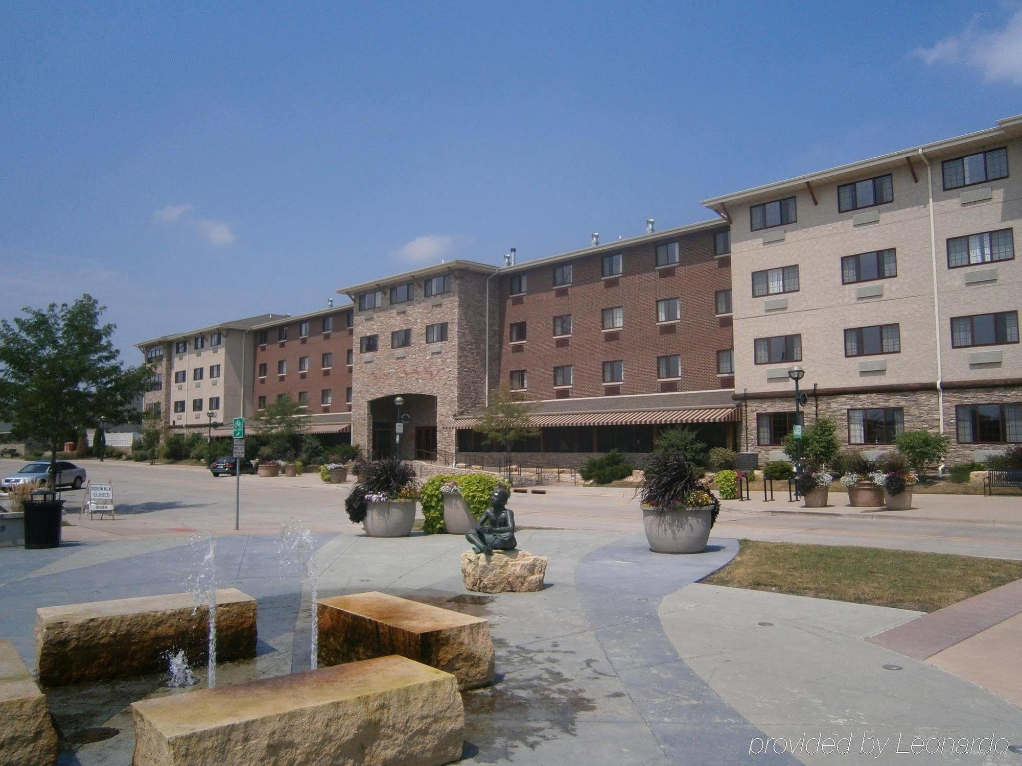 Stoney Creek Hotel Moline Exterior photo